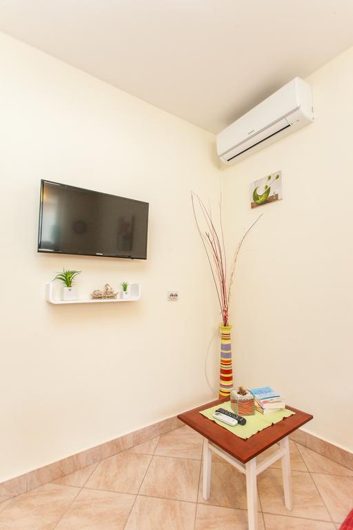 Nena City Center Apartment Zadar Exterior photo